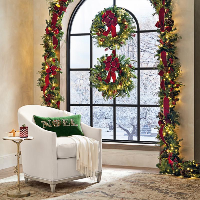 Christmas Cheer Cordless Wreath with Red Bow